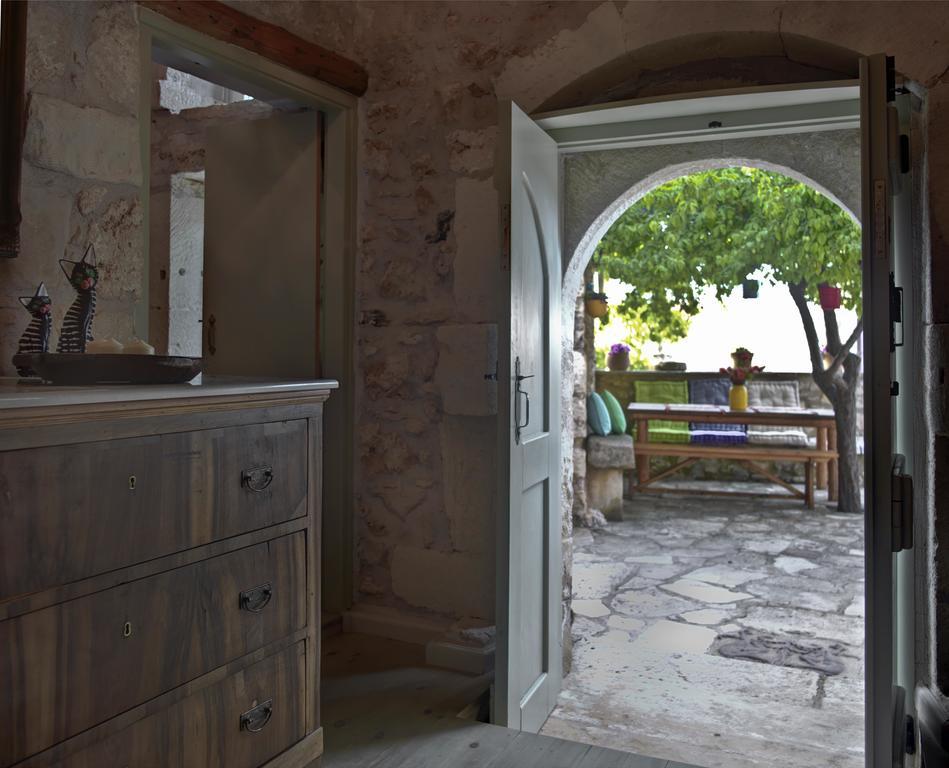 Critamo Cottage Gavalochori Room photo