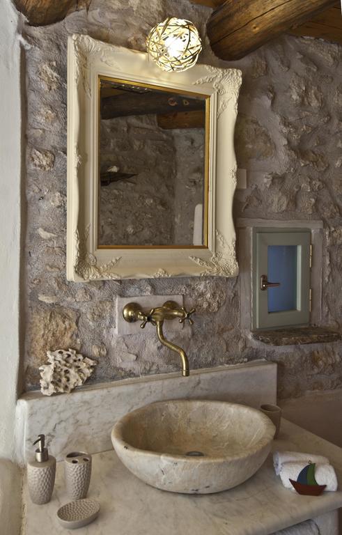 Critamo Cottage Gavalochori Room photo